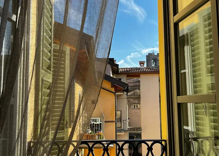 Domus Dea 4 Alta Apartment Bergamo